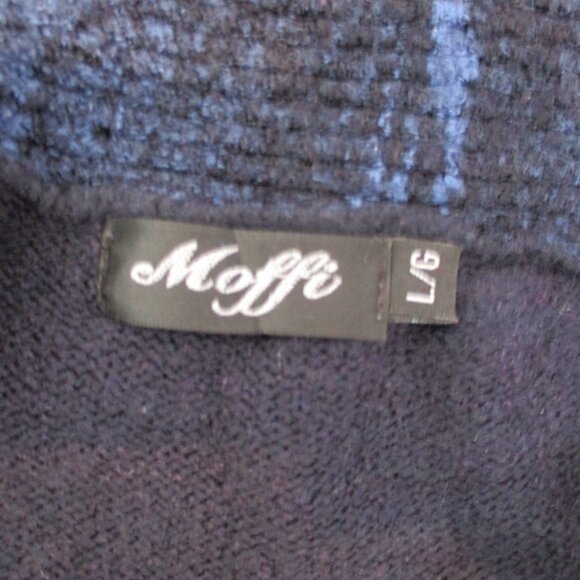 Moffi Unique Knit Sweater โ Asymmetrical Neckline & Faux Belt Detail (Size L) - Picture 10 of 16